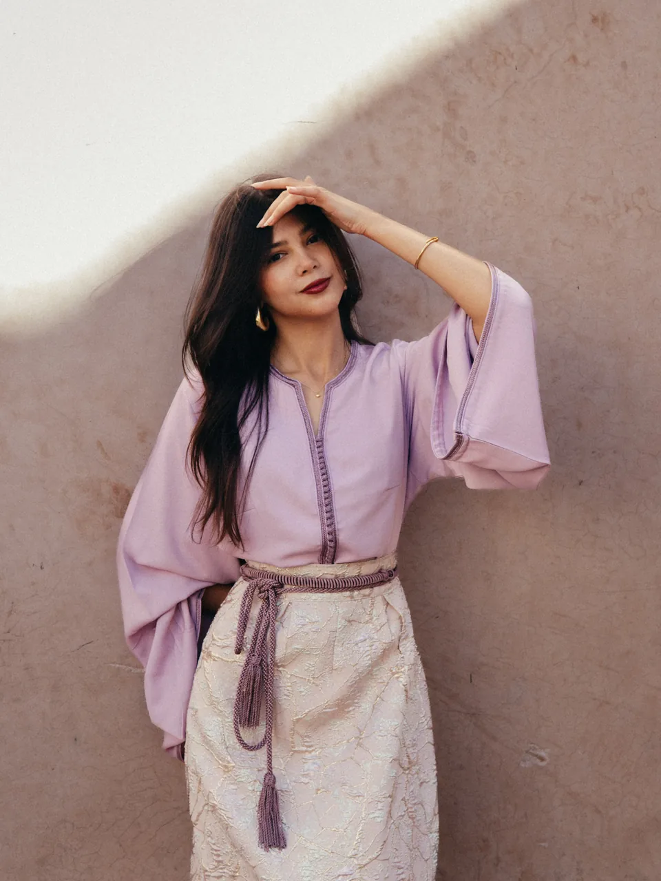 Maison Radieuse portrait in rose tailoring
